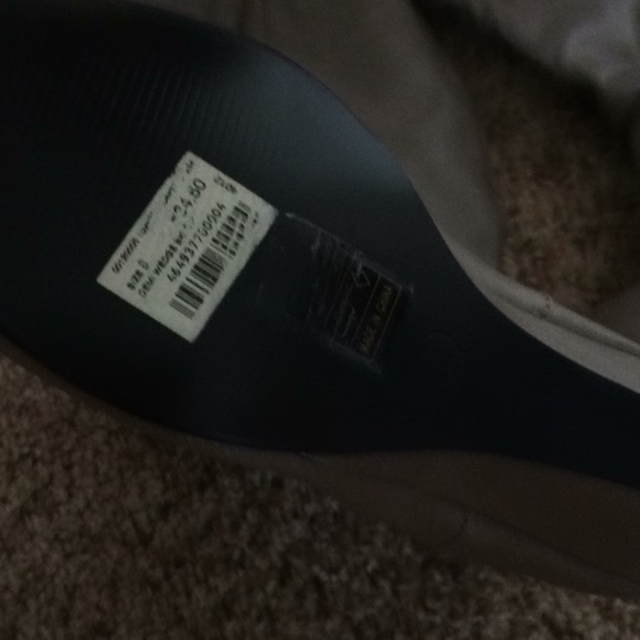 Tan boots! - Picture 3 of 3